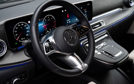 KLASSEN Mercedes-Benz V-Class V300 AMG Luxury VIP First Class Van MVE_1_1698_EN