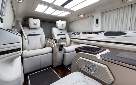 KLASSEN Mercedes-Benz V-Class V300 AMG Luxury VIP First Class Van MVE_1679
