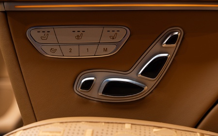 Klassen Mercedes-Benz V-Class VIP Business VAN Luxury Edition MVV_6_1695_EN