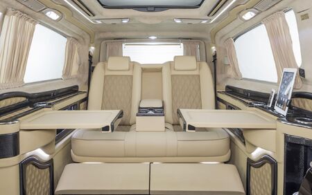 KLASSEN VIP VAN MVD 9000