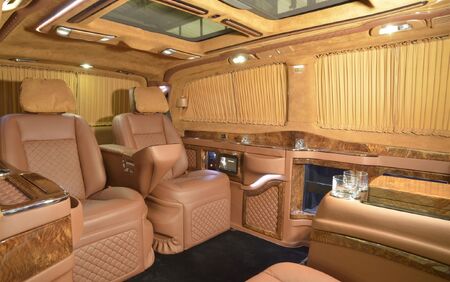 KLASSEN VIP VAN MVD_1304