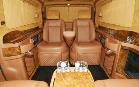 KLASSEN VIP VAN MVD_1304