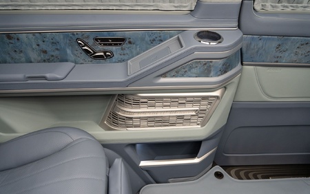 Klassen Mercedes-Benz V-Class V300 VIP EDITION 2024 Luxury Van MVV_1663