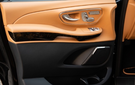 Klassen Mercedes-Benz V-Class VIP Business VAN Luxury Edition MVV_6_1695_EN