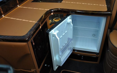 KLASSEN VIP VAN MSE 9004