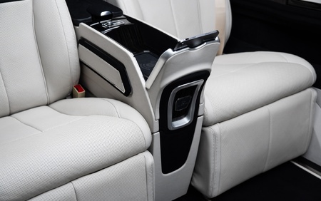 KLASSEN Mercedes-Benz V-Class V300 AMG Luxury VIP First Class Van MVE_1_1698_EN