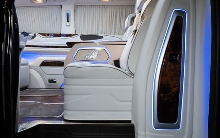 KLASSEN Mercedes-Benz V-Class V300 AMG Luxury VIP First Class Van MVE_1679
