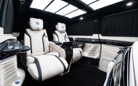 KLASSEN Mercedes Benz V-Class V300 AMG Luxury VIP Lounge MVV_3_1716_EN
