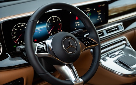 Klassen Mercedes-Benz V-Class VIP Business VAN Luxury Edition MVV_6_1695_EN