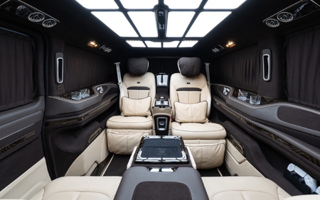 KLASSEN Mercedes-Benz V-Class V300 Luxury VIP First Class Van MVE_1685