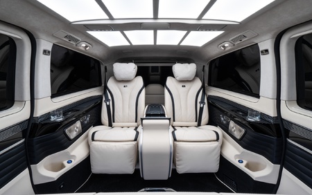 KLASSEN Mercedes-Benz V-CLASS V300 AMG LUXURY VIP BUSINESS VAN - 2025 MVV_2_1693_EN