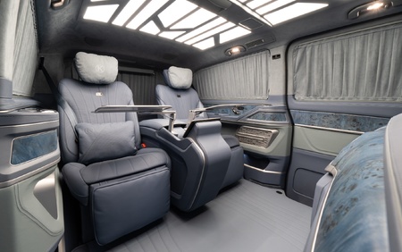 Klassen Mercedes-Benz V-Class V300 VIP EDITION 2024 Luxury Van MVV_1663