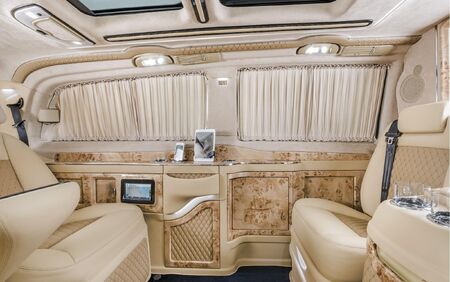 KLASSEN VIP VAN MVD 9020