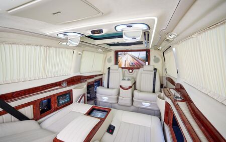 KLASSEN VIP VAN MVD_1303