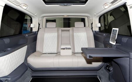 KLASSEN VIP VAN MVD 9005