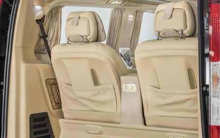 KLASSEN VIP VAN MVD 9020