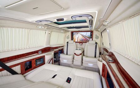 KLASSEN VIP VAN MVD_1303