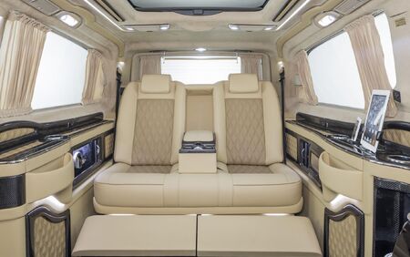 KLASSEN VIP VAN MVD 9000