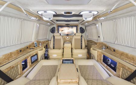 KLASSEN LUXURY VAN MVD_1296