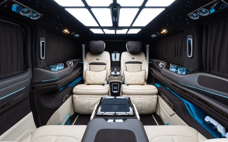 KLASSEN Mercedes-Benz V-Class V300 Luxury VIP First Class Van MVE_1685