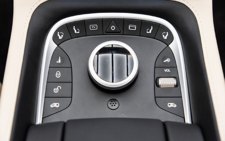 KLASSEN Mercedes-Benz V-CLASS V300 AMG LUXURY VIP BUSINESS VAN - 2024 MVV_2_1714_EN