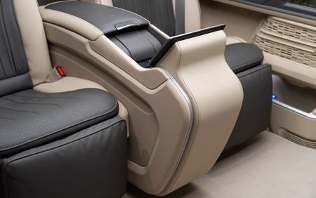 KLASSEN MERCEDES BENZ V-CLASS V300 LUXURY VIP MVV_2_1692_EN