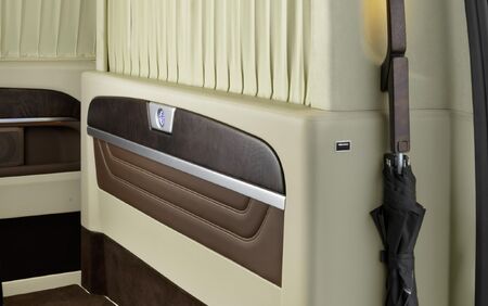 KLASSEN Luxury Van MVA1 9010