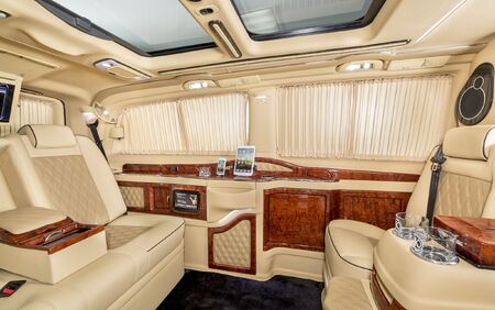 KLASSEN Luxury Van MVD 3006