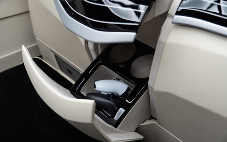 Klassen Mercedes-Benz V-Class V300 Luxury VIP Business Van -2024 MVV_1662