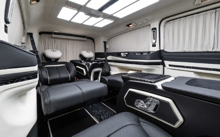 KLASSEN Mercedes-Benz V-Class V300 AMG Luxury VIP First Class Van MVE_1_1654_EN