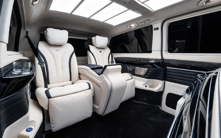KLASSEN Mercedes-Benz V-CLASS V300 AMG LUXURY VIP BUSINESS VAN - 2025 MVV_2_1693_EN