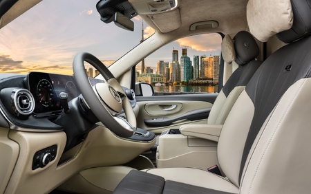 KLASSEN MERCEDES BENZ V-CLASS V300 LUXURY VIP MVV_2_1712_EN