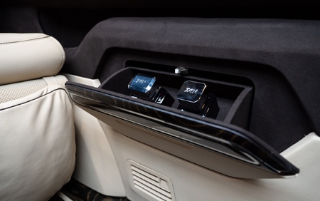 KLASSEN Mercedes-Benz V-Class V300 Luxury VIP First Class Van MVE_1685