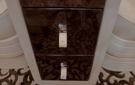 KLASSEN VIP VAN MSE 9003