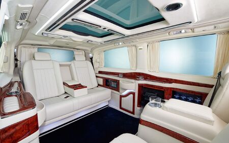 KLASSEN VIP VAN MVD_1303