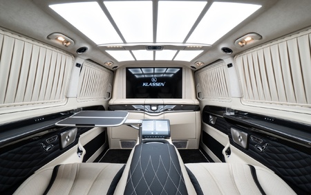 Klassen Mercedes-Benz V-Class V300 Luxury VIP Business Van -2024 MVV_1682