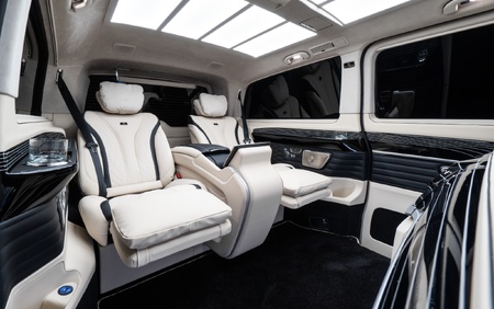 KLASSEN Mercedes-Benz V-CLASS V300 AMG LUXURY VIP BUSINESS VAN - 2025 MVV_2_1693_EN