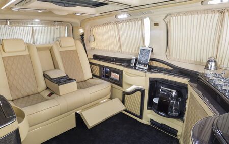 KLASSEN VIP VAN MVD 9000