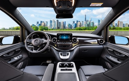 KLASSEN Mercedes Benz V-Class V300 AMG Luxury VIP Lounge MVV_3_1716_EN