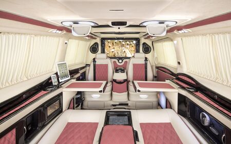 KLASSEN VIP VAN MVD 9002