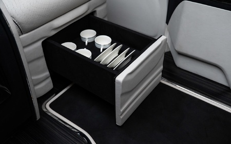 KLASSEN Mercedes-Benz V-Class V300 Luxury VIP First Class Van MVE_1_1660_EN