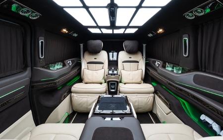 KLASSEN Mercedes-Benz V-Class V300 Luxury VIP First Class Van MVE_1685