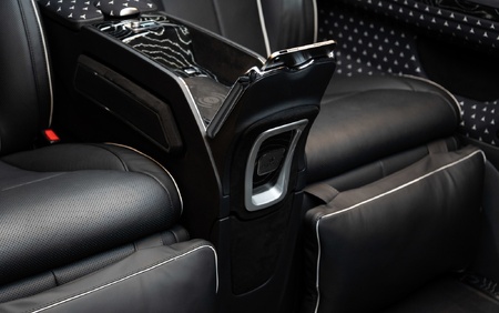 KLASSEN Mercedes-Benz V-Class V300 AMG Luxury VIP First Class Van MVE_1675