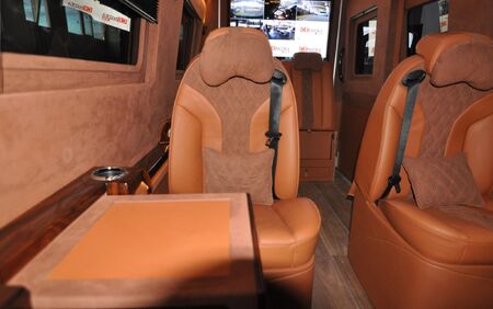 KLASSEN VIP VAN MSE 9012