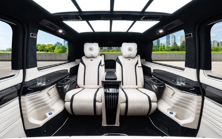 KLASSEN Mercedes Benz V-Class V300 AMG Luxury VIP Lounge MVV_3_1716_EN