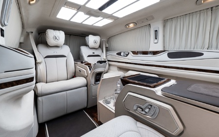 KLASSEN Mercedes-Benz V-Class V300 AMG Luxury VIP First Class Van MVE_1679