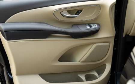 KLASSEN MERCEDES BENZ V-CLASS V300 LUXURY VIP MVV_2_1712_EN