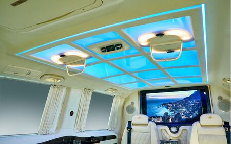 KLASSEN VIP VAN MVD 9050