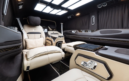 KLASSEN Mercedes-Benz V-Class V300 Luxury VIP First Class Van MVE_1685