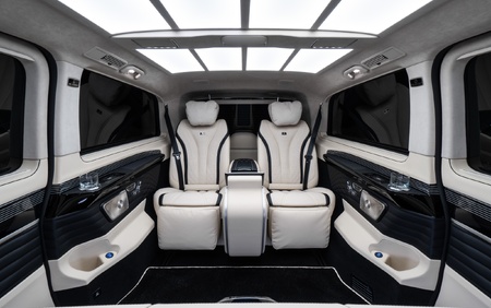 KLASSEN Mercedes-Benz V-CLASS V300 AMG LUXURY VIP BUSINESS VAN - 2024 MVV_2_1713_EN